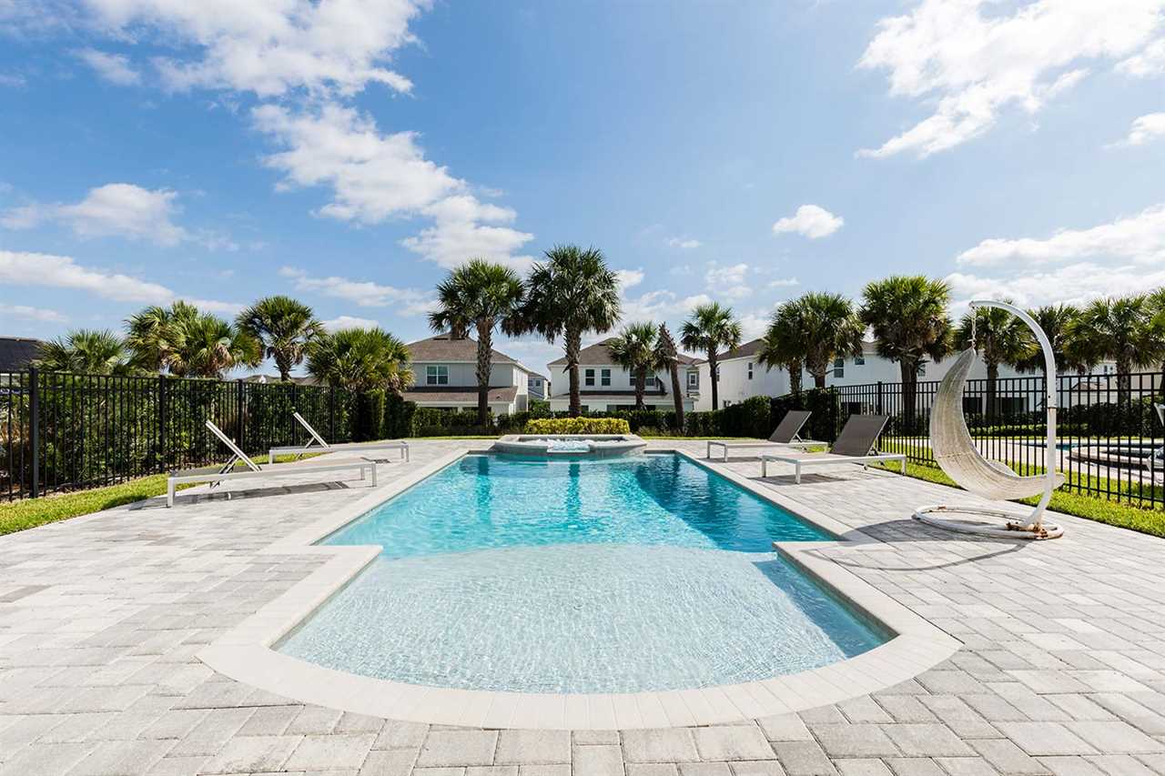 vacation rental condos