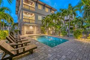 vacation rental condos