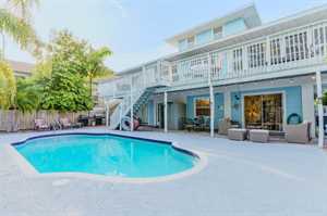 vacation rental condos