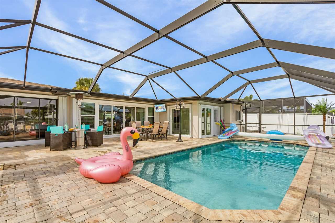 vacation rental condos